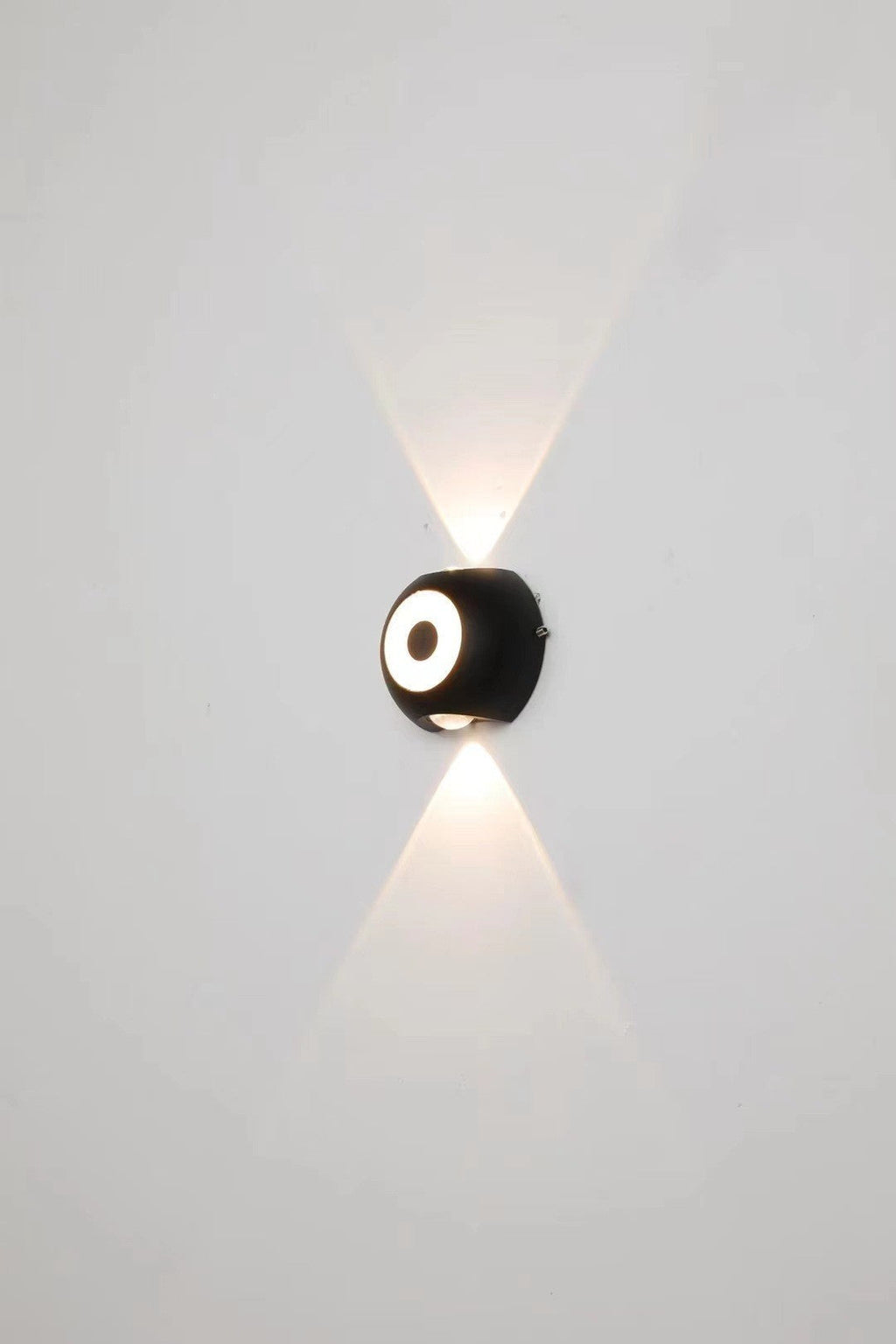 Outdoor LED Wall Lamp